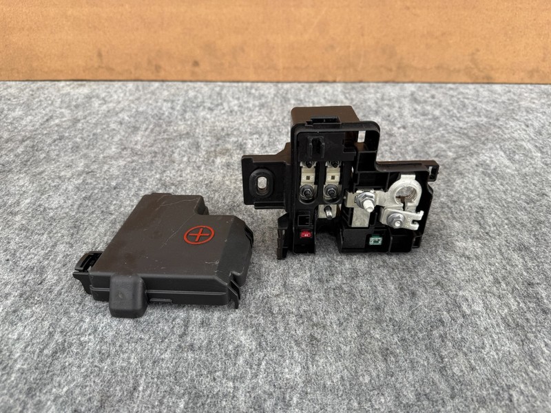 KIA STINGER 2018-2023 OEM BATTERY POSITIVE FUSE TERMINAL FUSIBLE LINK ASSEMBLY
