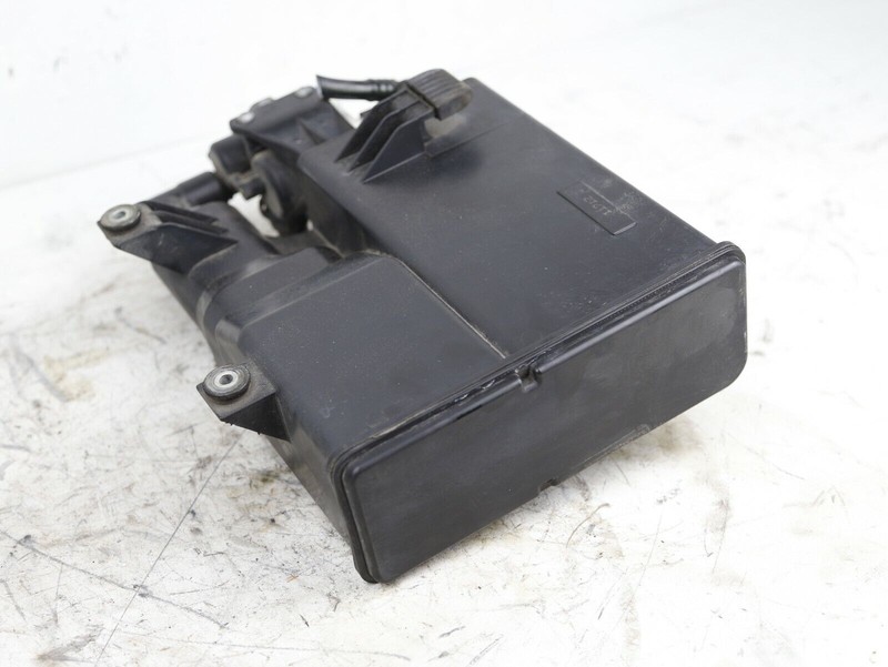 2009 - 2012 BMW 7 SERIES F01 F02 FUEL VAPOR EVAPORATOR CHARCOAL CANISTER OEM