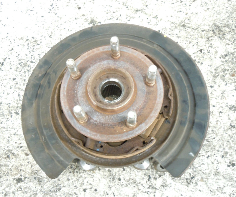 2012-2015 Jeep Grand Cherokee Rear Spindle Knuckle Hub Passenger Right OEM