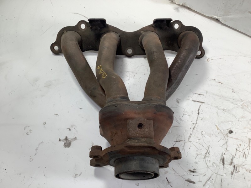 03-11 Honda Element Exhaust Manifold 2.4L 4 Cylinder 18100-PZD-A00 OEM