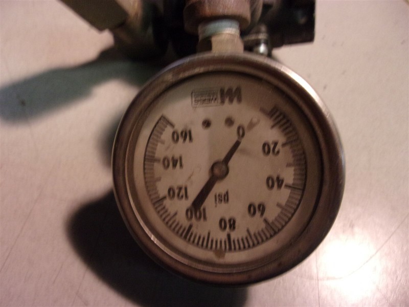 Fairchild Kendall 10262N Pneumatic Regulator *FREE SHIPPING*
