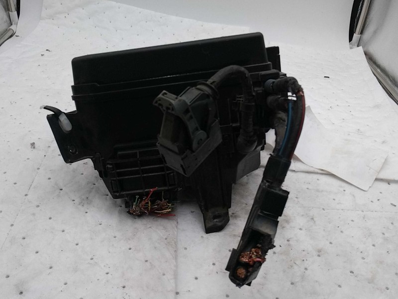 2016 Toyota Corolla OEM Fuse Box 1.80L White 130K Miles NJ25-26466-678428