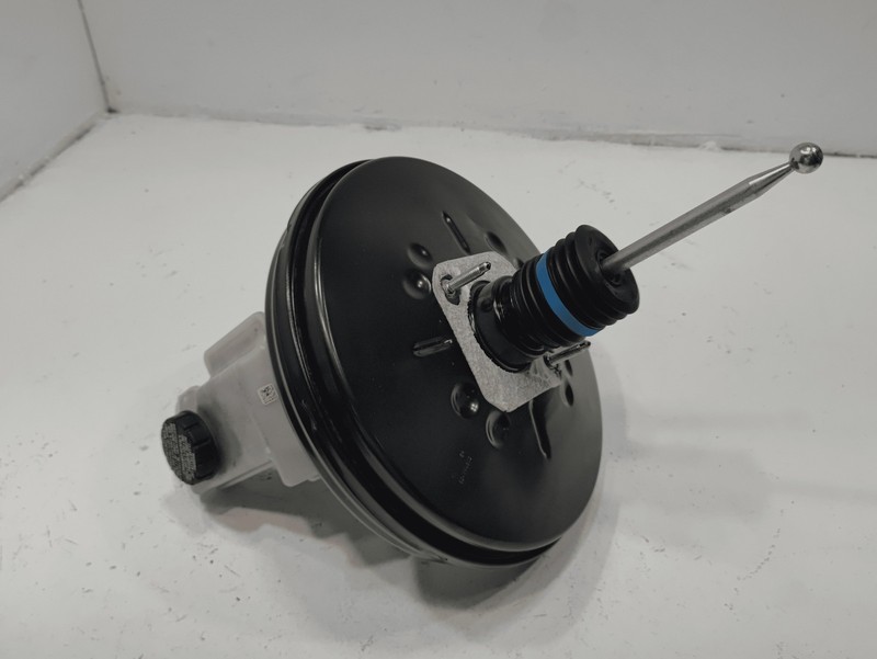2018-2023 VOLKSWAGEN ATLAS BRAKE BOOSTER & MASTER CYLINDER & RESERVOIR OEM