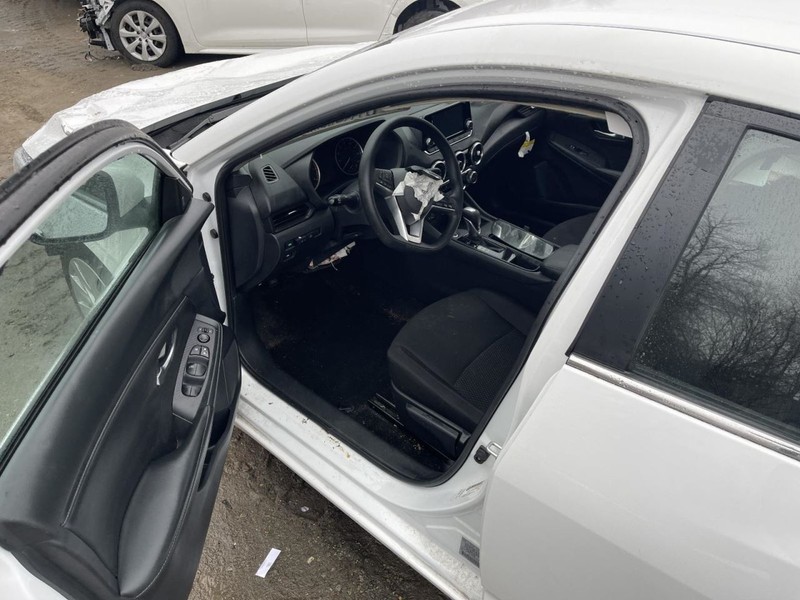 2020-2024 NISSAN SENTRA LEFT A-PILLAR WHITE PC:QM1 2.0L AT FWD 28K -S- 64242