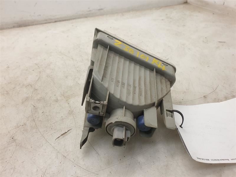12-14 TOYOTA PRIUS C PASSENGER SIDE FRONT TURN SIGNAL LIGHT ASSEMBLY