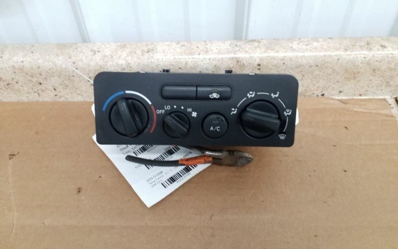Temperature Control Fits 01-02 PRIZM 220189