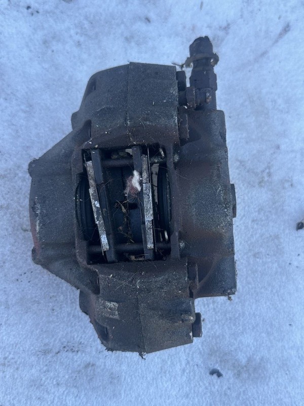 1974 1975 1976 - 1980 TRIUMPH SPITFIRE 1500 LEFT DRIVER SIDE FRONT BRAKE CALIPER