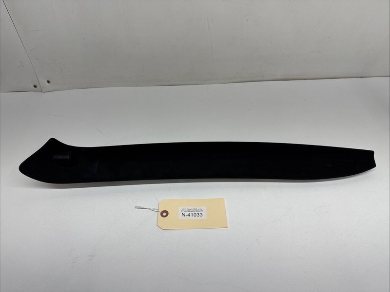Tesla X Front Driver Side Windshield Sun Visor Trim Bezel LH 105028604E 41033 U8