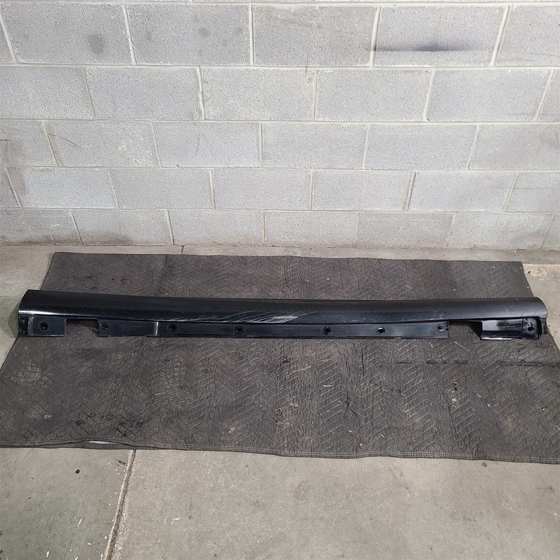 03-09 Mercedes CLK 500 AMG Passenger Rocker Molding Side Skirt Rh Aa7492