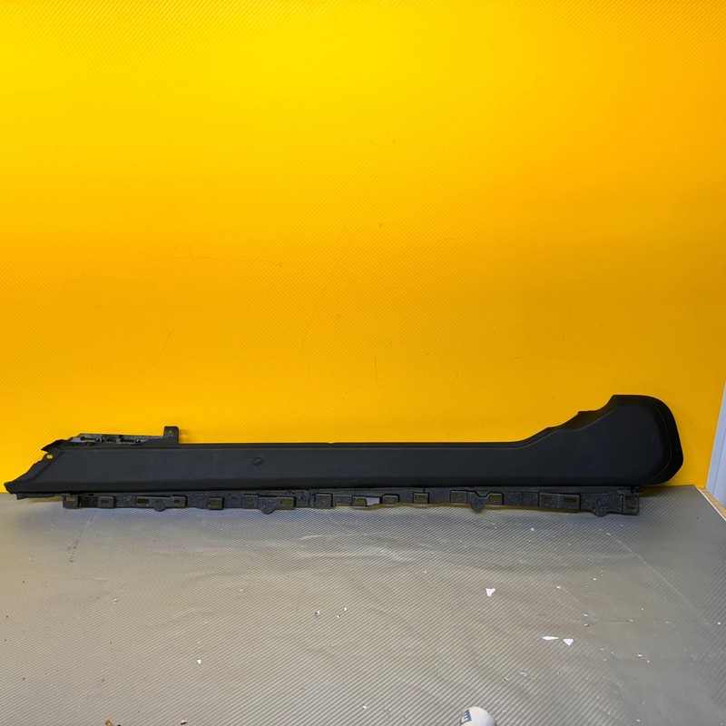 2022-2025 JEEP GRAND WAGONEER LH LEFT BOTTOM PANEL BLACK NIQ SEE
