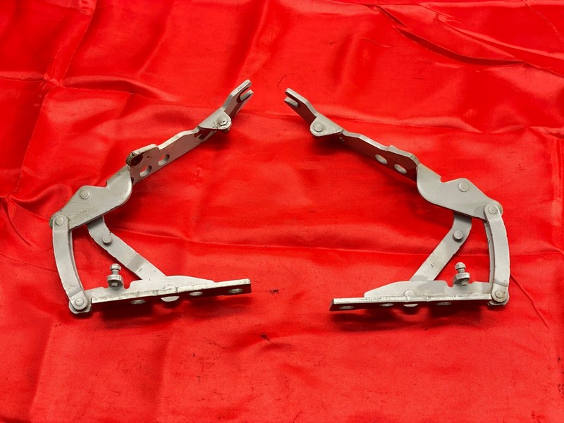 04-10 BMW E63 E64 645 650 M6 Front Engine Hood Bonnet Hinges Support Set OEM✅