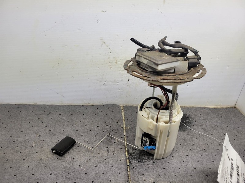 Fuel Pump Assembly Tank Mounted Fits 16-18 SORENTO 1729984