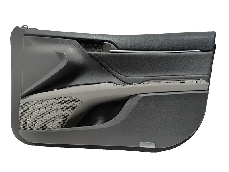 2018 TOYOTA CAMRY FRONT RIGHT PASSENGER SIDE DOOR TRIM PANEL OEM
