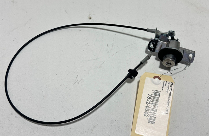 2018-24 Toyota Camry LE Trunk Deck Lid Lock Latch Cylinder W/ Release Cable OEM