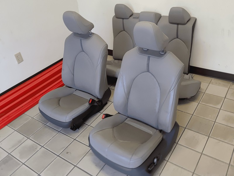 2019 TOYOTA CAMRY XSE FRONT & REAR SEATS LEATHER GRAY COMPLETE SET OEM