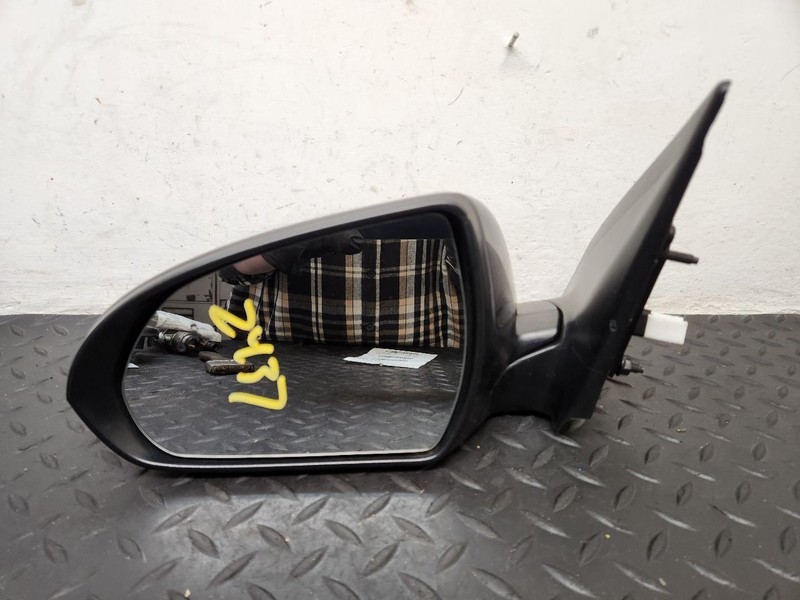 17-20 Hyundai Elantra Left Driver Power Mirror W/ Blind Spot Gray OEM 87610F2280
