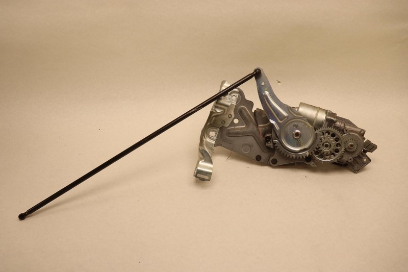2007-2009 GMC YUKON REAR TRUNK TAILGATE LIFTGATE ACTUATOR MOTOR OEM