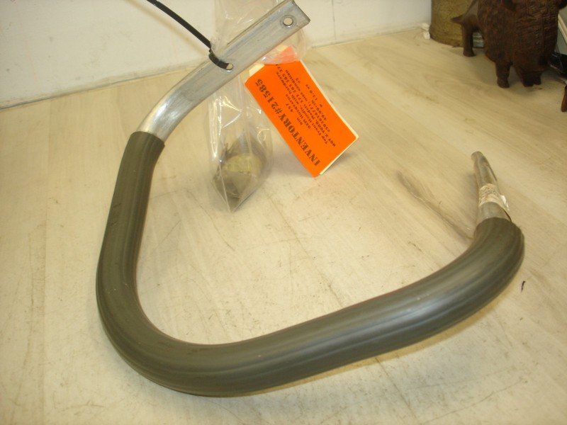Nice Husqvarna 372 362 365 371 top handle with hardware 503626771 READ AD #2