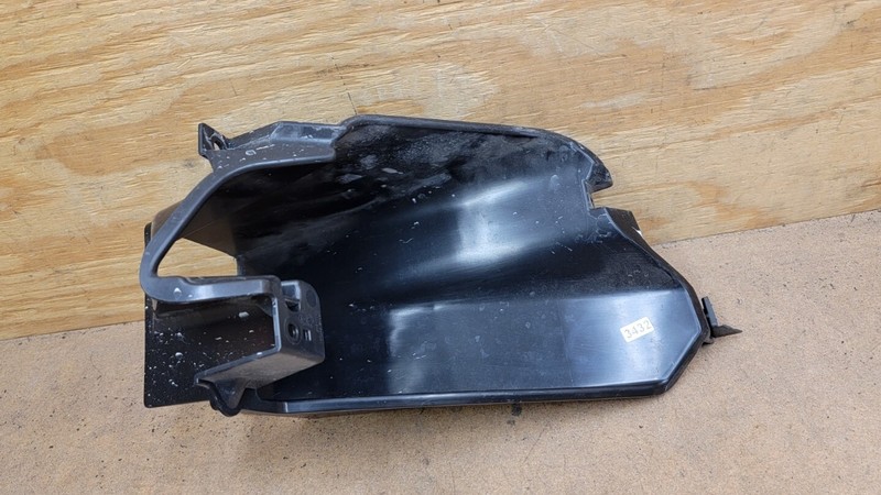 2020 - 2021 Mitsubishi Outlander Sport Front Bumper Air Duct 6400J845 OEM