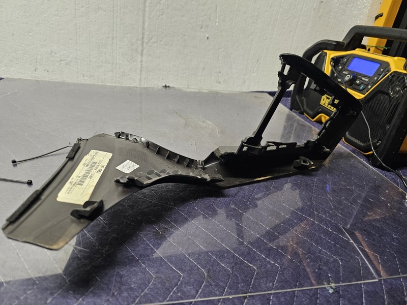 2012 2013 2014 Ford Focus Center Console Bezel Trim Cover BM51-A045H92-ACW OEM