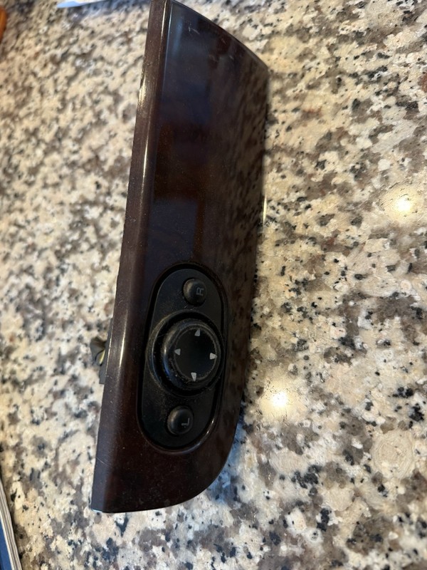 Chrysler Sebring, Dodge Stratus : 2001 - 2005, Power Mirror Switch, With Bezel