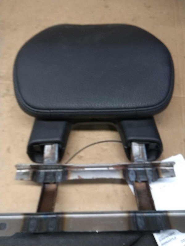 2017 Volvo S90 Right Side Headrest Grey Used OEM Part NJ25-22147-554812