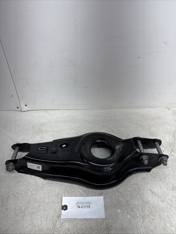 24-25 TESLA Model Y Rear Suspension Lower Control Arm LH/RH 104445100 21115 S15