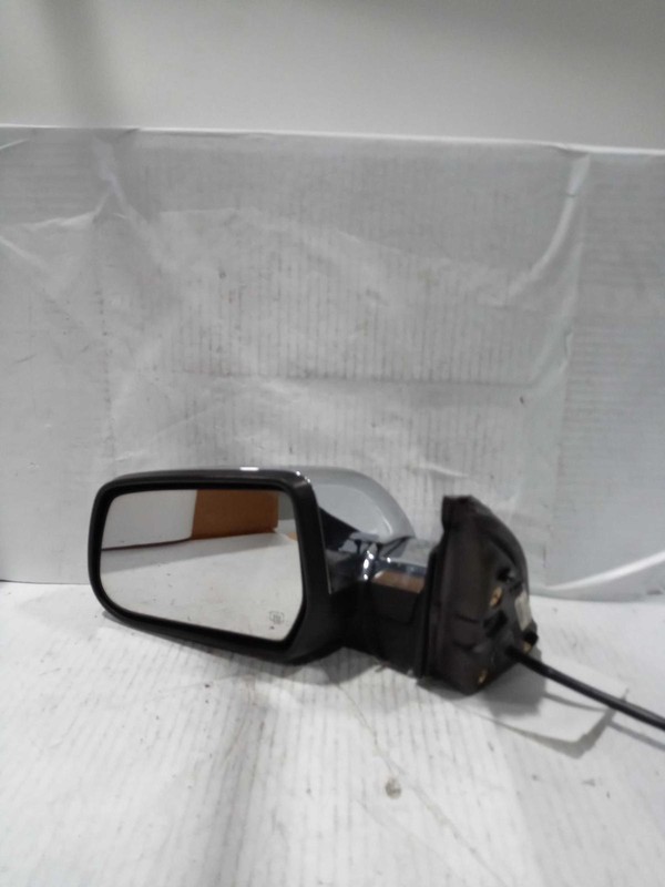 2017 GMC Terrain Left Door Mirror Assembly Black OEM 8648 Used 196K Miles
