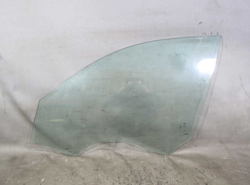 2012-2017 BMW F30 F31 3-Series 4door Left Front Drivers Door Window Glass OEM