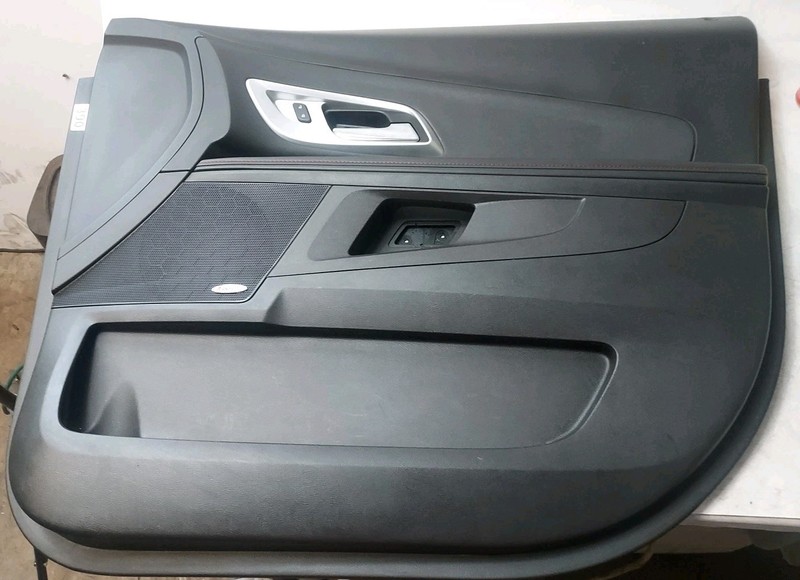 10-17 Chevrolet Chevy Equinox Front Passenger Right RH Side Door Panel w/ Switch