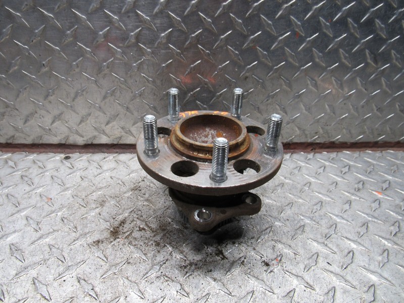 11 12 13 14 15 16ELANTRA LEFT DRIVER REAR WHEEL HUB BEARING / 11 12 SDN 1.8L