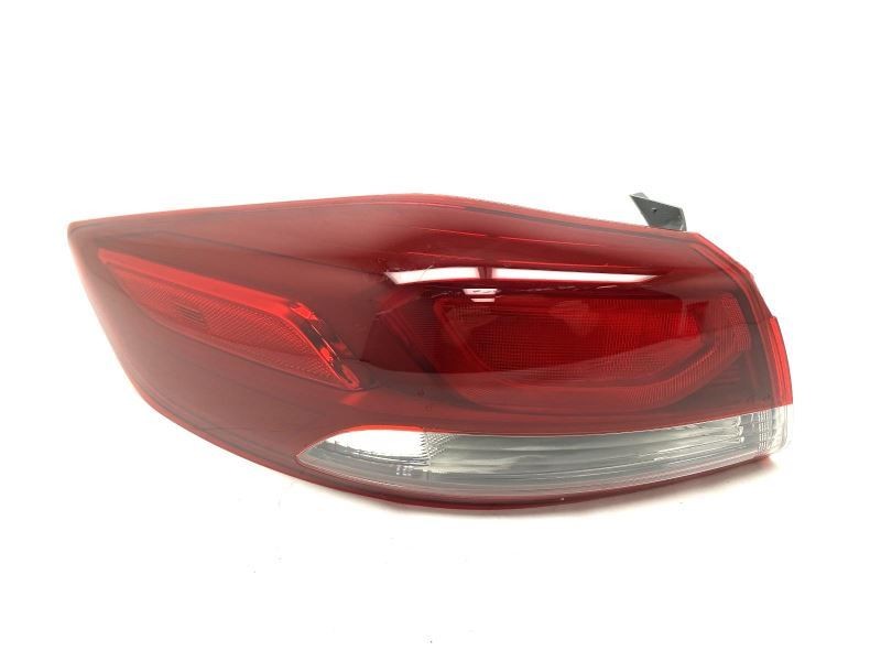 Left Driver Side Tail Light Fits 2017-2018 Hyundai Elantra Sedan 84136
