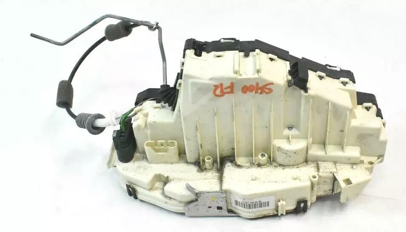 07-14 Mercedes W221 S550 CL63 Front Right Passenger Door Lock Latch Actuator OEM