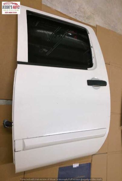 04-15 TITAN 4DR CREW CAB DRIVER LEFT REAR DOOR PANEL BS-4