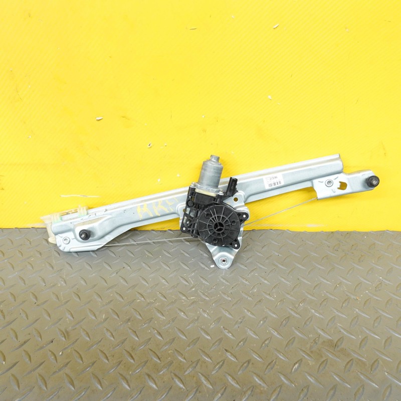 2020-2025 BUICK ENCORE GX REAR RIGHT SIDE WINDOW REGULATOR W/ MOTOR OEM 42702336