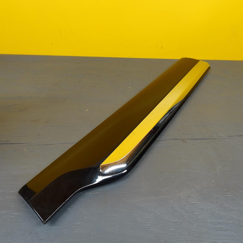 2016-2025 VOLVO XC90 Rear Left Lower Exterior Door Trim Panel Molding 31448431