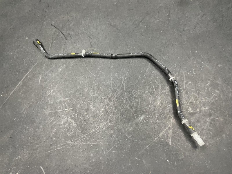 Fuel Vapor Canister Hose Tube 2020 Nissan Pathfinder 2013 - 2016 2017 2018 2019