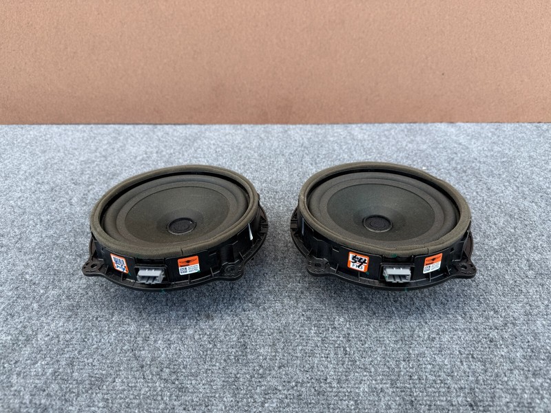 GENESIS G70 2019-2025 OEM REAR LEFT RIGHT DOOR SPEAKERS LEXICON ASSEMBLY (PAIR)