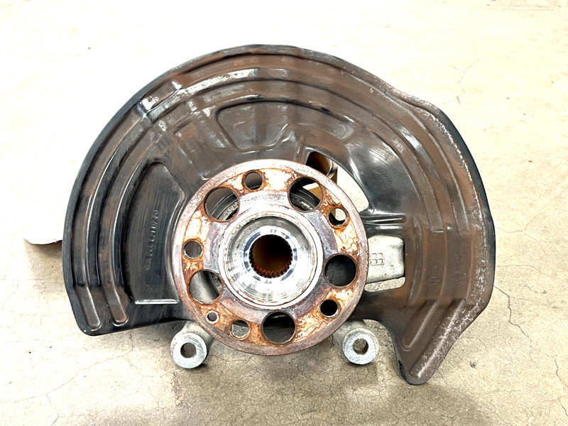 ⭐14-19 MERCEDES-BENZ CLA250 FWD FRONT LEFT SIDE SPINDLE KNUCKLE HUB OEM LOT2745