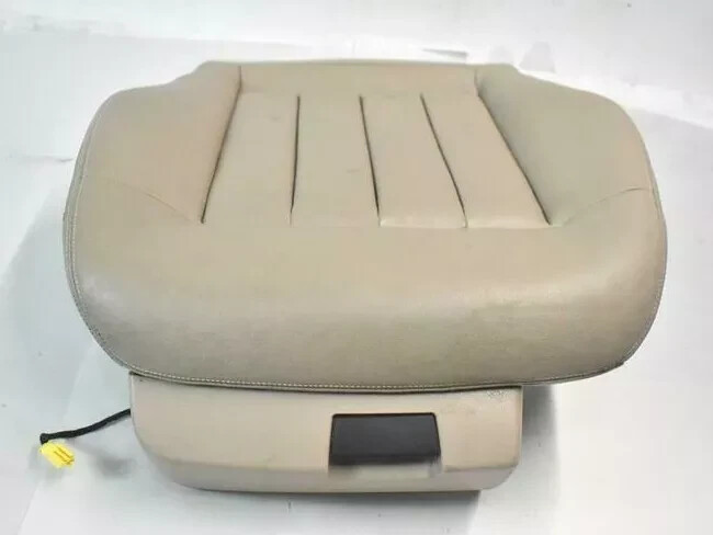 10-16 Mercedes W212 E350 Front Right Side Lower Bottom Seat Cushion Gray OEM