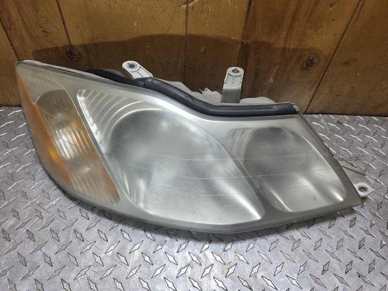 2000-2004 Toyota Avalon Front Passenger Right Headlight Head Lamp Oem Tested