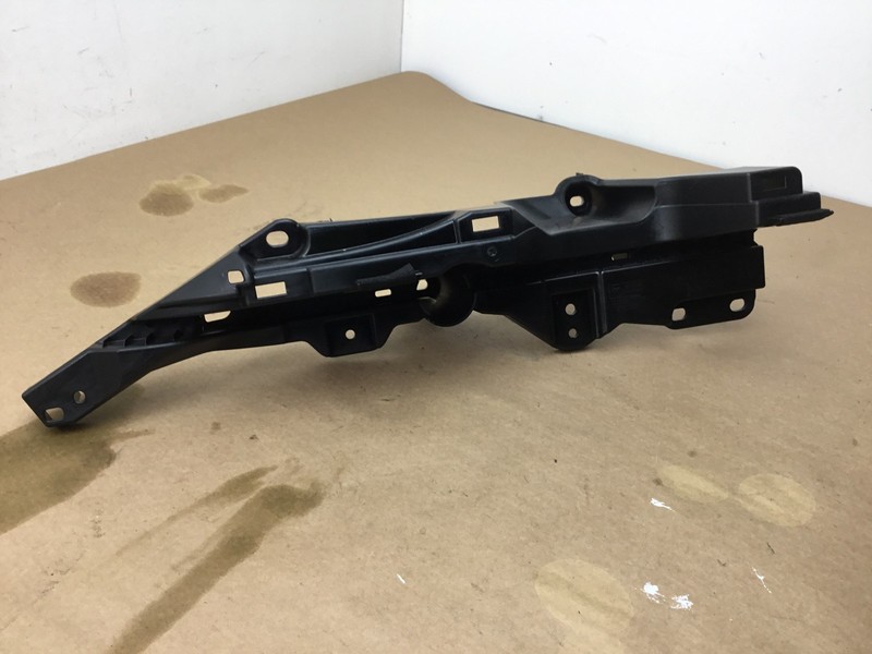 Mercedes GLE 43 C292 2019 Rear Left Trunk Reinforcement Bracket Trim 17-20 :O