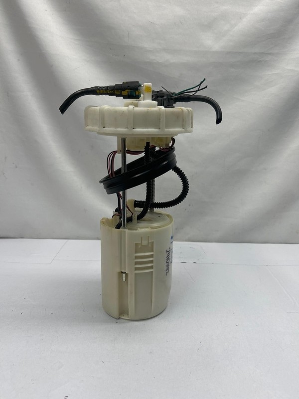 2018 2019 Chevrolet Equinox fuel pump assembly FWD gas