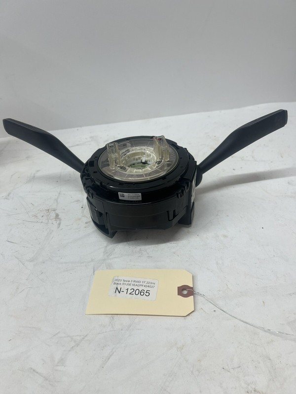 17-23 Tesla Model 3 Y Steering Column Module Clockspring 1097662-00 N-12065 B47