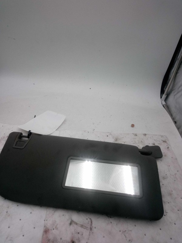 2020 Ford F150 Pickup White Used Sun Visor OEM Part #657413 78000 Miles