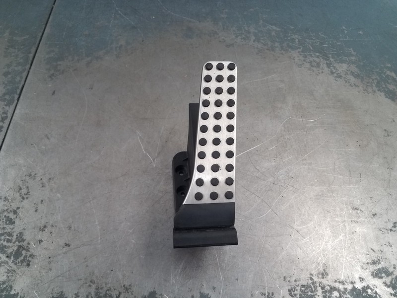 2010 Mercedes Benz AMG C 63 Accelerator Throttle Pedal #8001 Q6