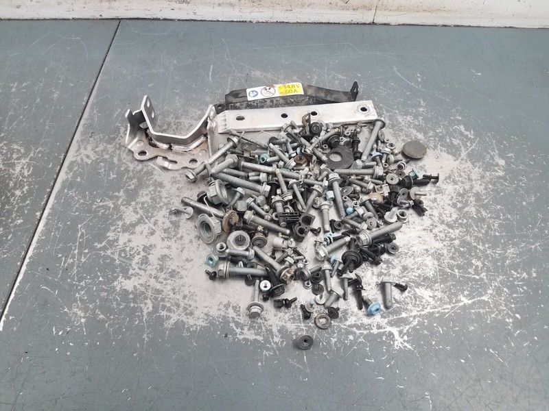 2022 Porsche 911 Turbo S 992 Misc Bolts / Hardware #4714 CA2
