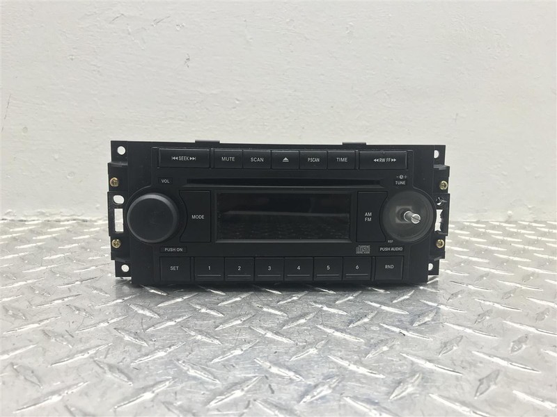 04-07 DODGE DURANGO FM SINGLE CD REF OEM P05064030AK