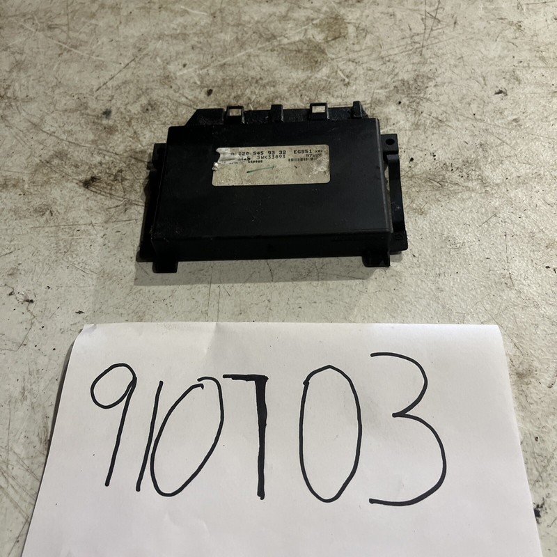 98-99 Mercedes W203 E320 E-Class Transmission Control Module 0205459332 OEM