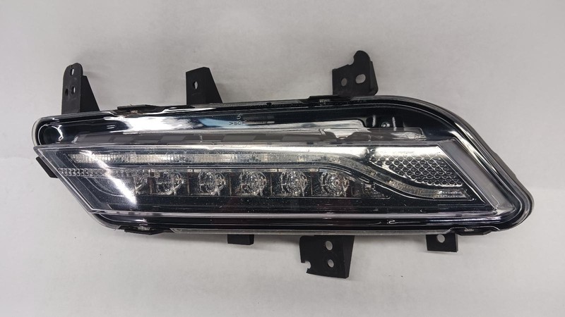 13-'16 LINCOLN MKZ Right passenger fog light OEM Grade A!